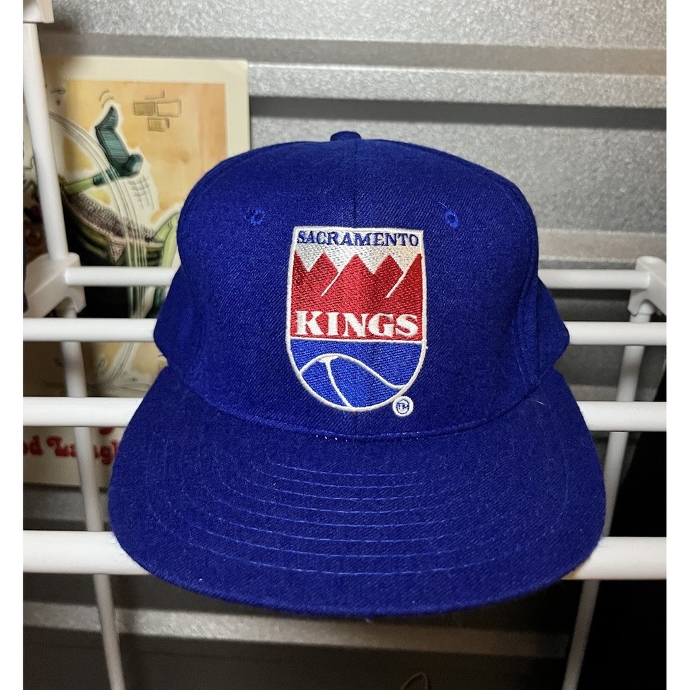 Vintage AJD Sacramento Kings Hat Snap Back Cap NBA Wool Blend